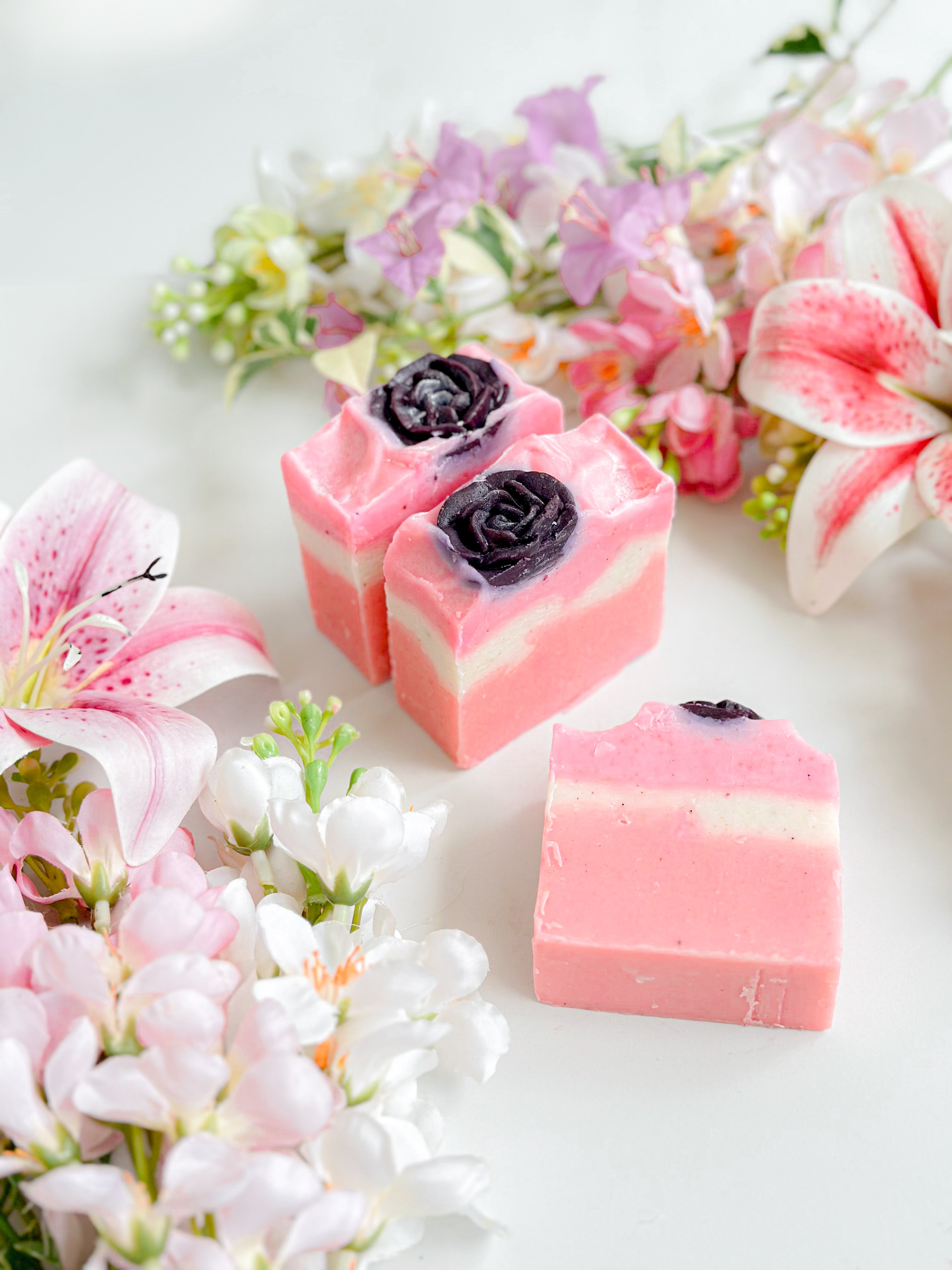 Sandalwood Rose