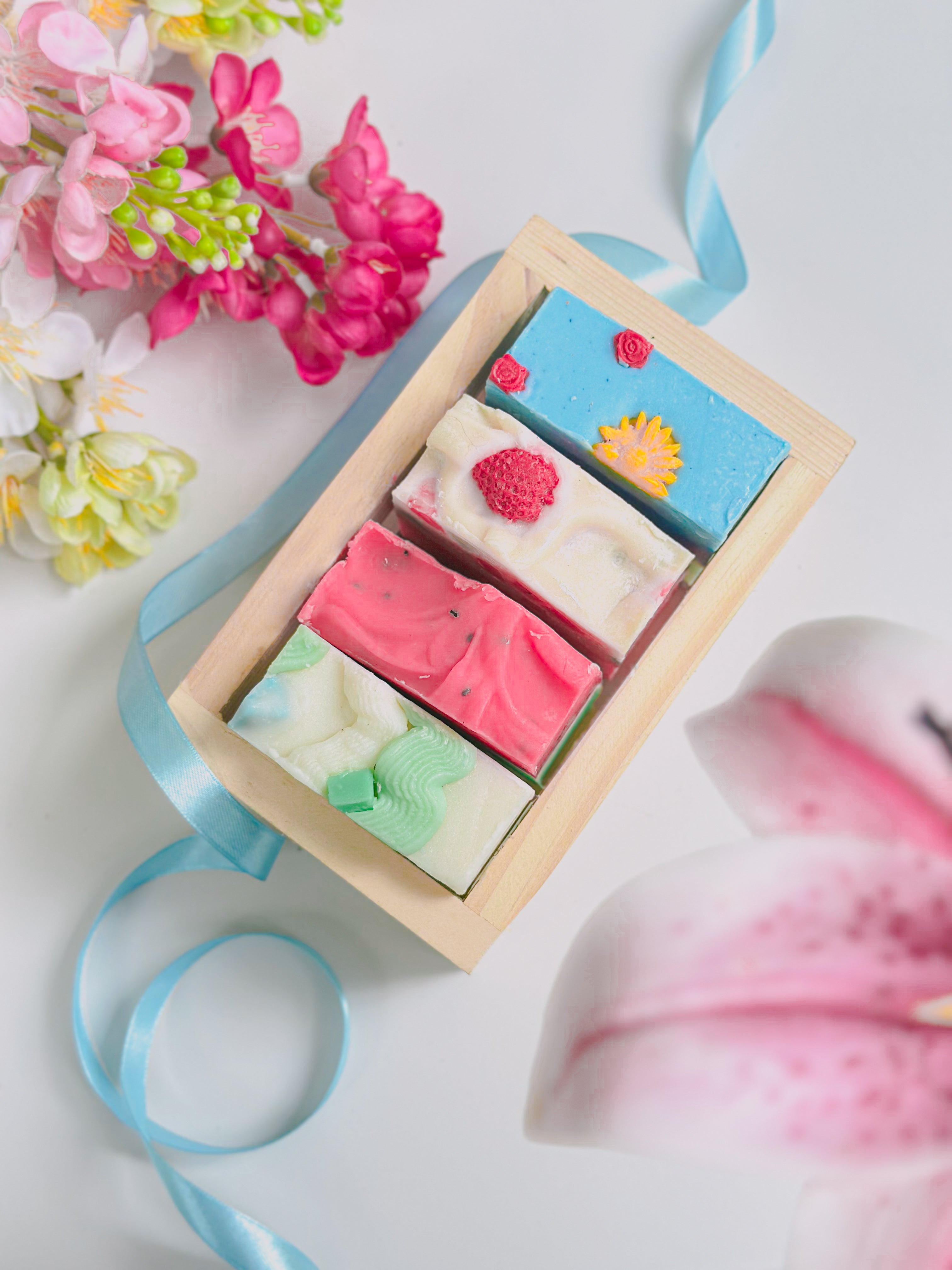 Wooden crate gift set