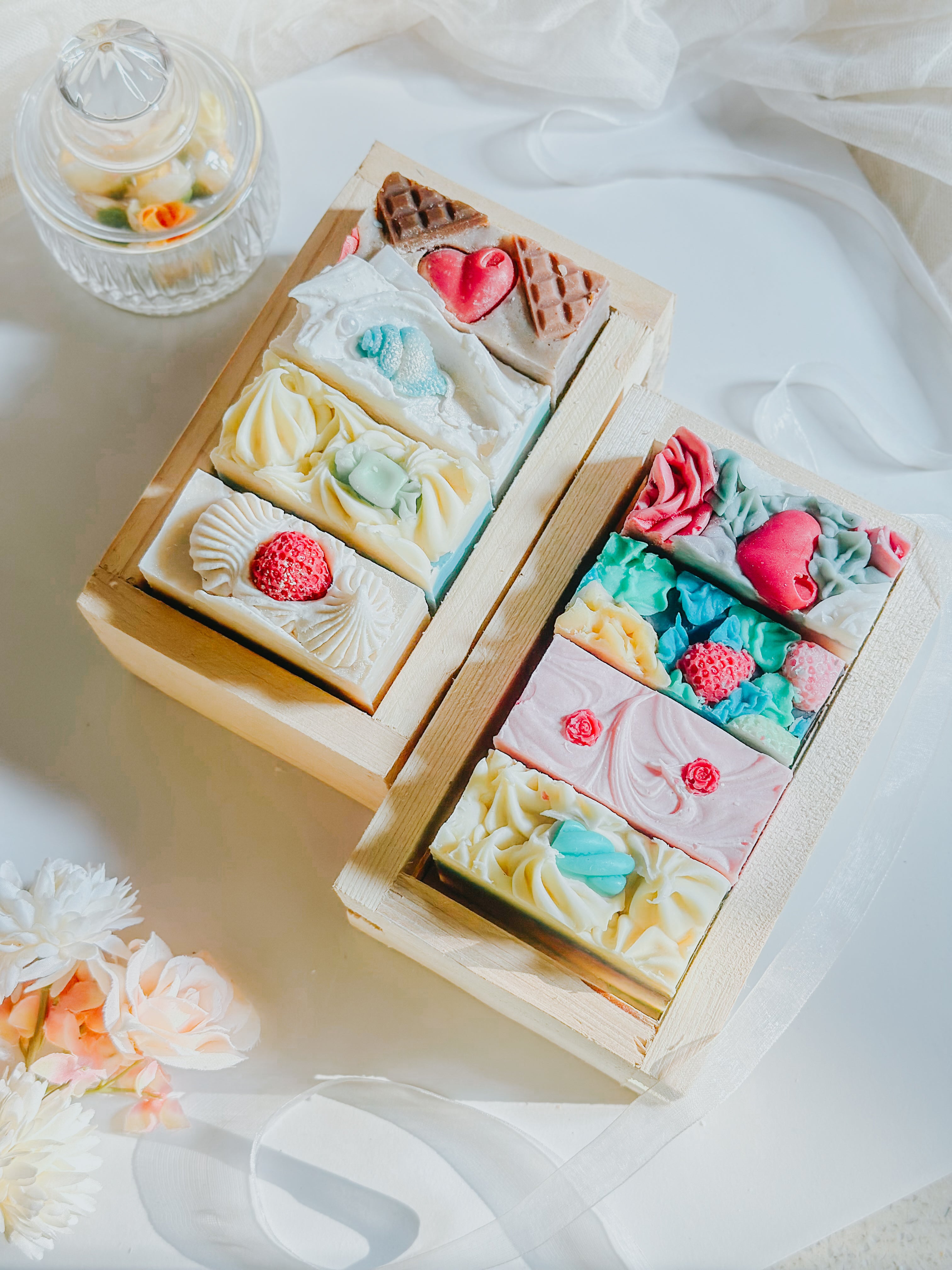 Wooden crate gift set