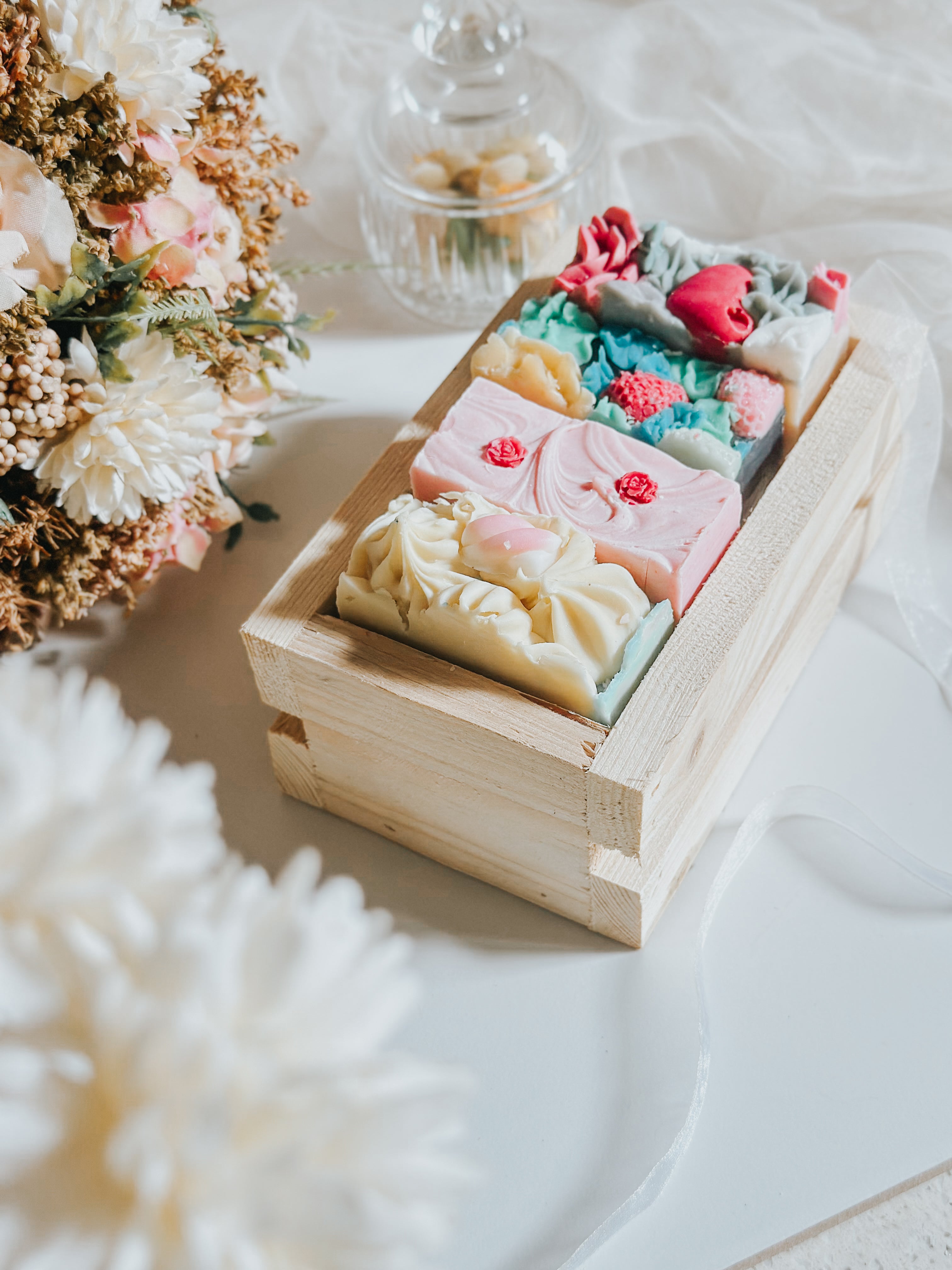 Wooden crate gift set